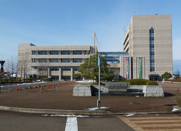 石川県小松市の人口推移