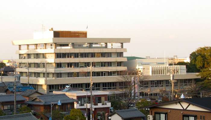 三重県松阪市の人口推移